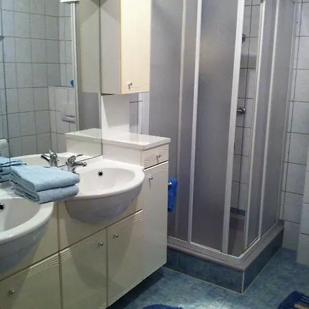 Apartamento Falkner Cilli *